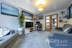 lounge- click for photo gallery